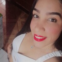 TifaniAntonella's Offline Chat Room