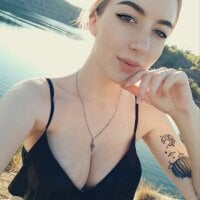 Ri-pervert's Offline Chat Room