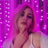 vikawhitys Adlı Modelin Çevrimdışı Sohbet Odası
