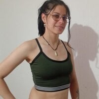 _Bombom__ webcam model