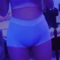 xxcindyyumxx's Offline Chat Room