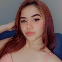 MiyaAndBrodyLive Webcam