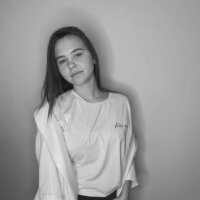 RoxyTill Adlı Modelin Çevrimdışı Sohbet Odası
