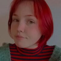 EvelinaRedfox webcam model