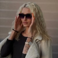 Jenifer_Moor's Avatar Pic