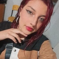 GreenEyesXoXo webcam model