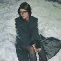 LanaTreades model avatar