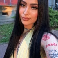 leasophieri's Offline Chat Room