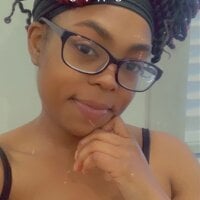 mistress_niickii's Offline Chat Room