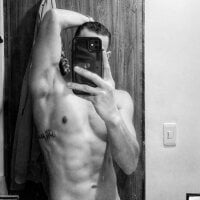 Carringtonhot model avatar
