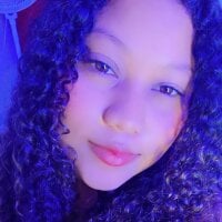 Lunastar02 webcam model