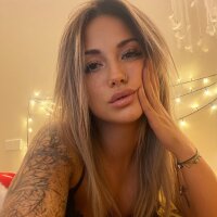 Offline chatovací místnost SerenaDoll