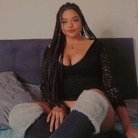 Quint_Mia_Hottie webcam model