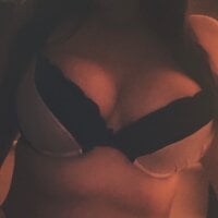 Minnie-MarieX webcam model