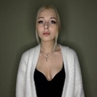 LoidaVenerable Adlı Modelin Çevrimdışı Sohbet Odası