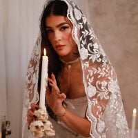 Antonellaparis_ webcam model