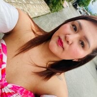katy_curve webcam model