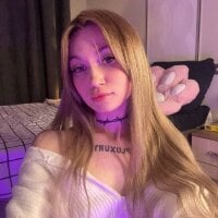 HottestAlice webcam model