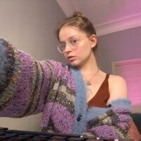 reb_luvng model avatar