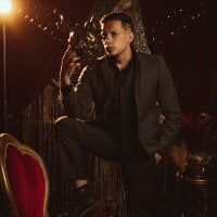 Dustin_Sonne webcam model