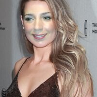 sophiedivastar's Offline Chat Room