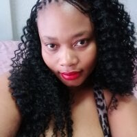 CurvySash webcam model