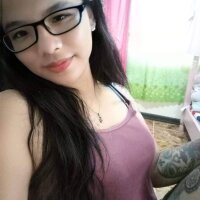 cuttie_adda2722's Offline Chat Room