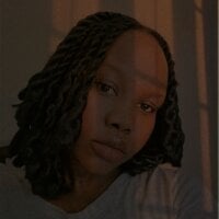 Dolce_thick_horny webcam model