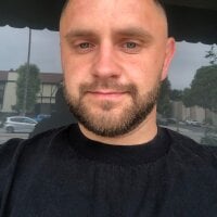 whiteuncut webcam