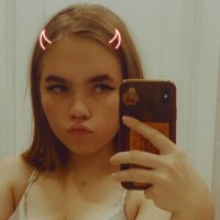 LollyMabel's Offline Chat Room