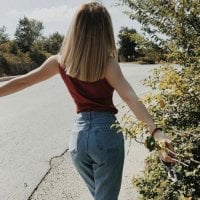 Kleoopatra69's Offline Chat Room