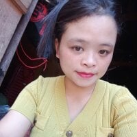 Serena-121 webcam model