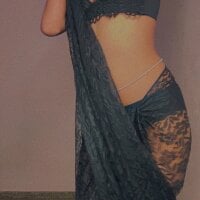 lola-__
