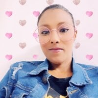 Indian-Hottie001 webcam model