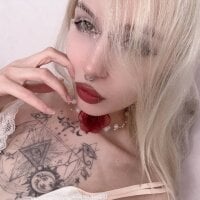 wannafckmonalisa webcam model