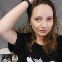 NelzaSweet's Offline Chat Room