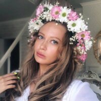 KylieMooore offline chatrum