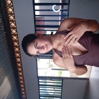 bellesalome's Offline Chat Room