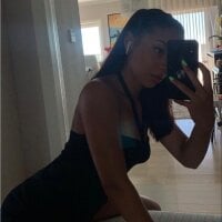 NeveMills webcam model
