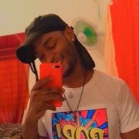 xxx-negro's Offline Chat Room