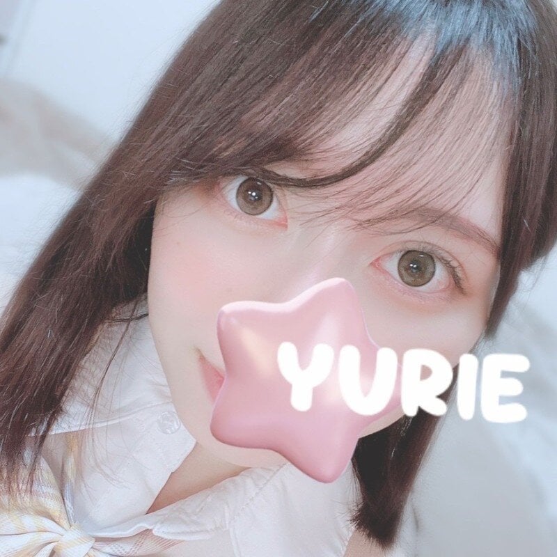 Yurie_'s nudes and profile