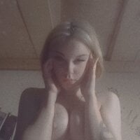 LiyaLollipop 个人资料图片