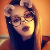 DalilaNicole's Offline Chat Room