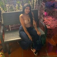 arynaughty20's Profile Pic