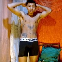 Lil_condor_bby1 webcam