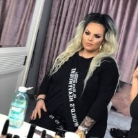 SashaBBW_'s Offline Chat Room