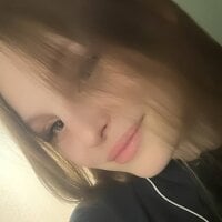 LeahWylde's Offline Chat Room