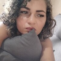 JadeYuri webcam