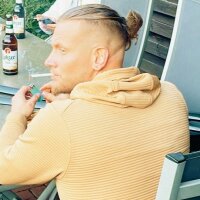 Buddl91@xh's Offline Chat Room