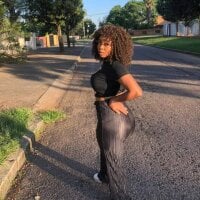 Gwen21's Offline Chat Room